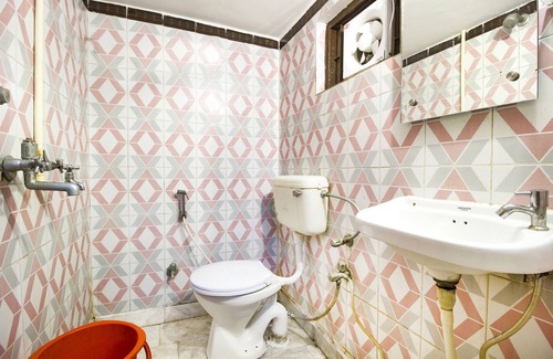 Ahmedabad Hotel | Fabhotel Bliss
