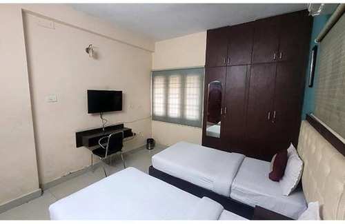 Central Chennai Hotel | Fabhotel Blue Moon Residency