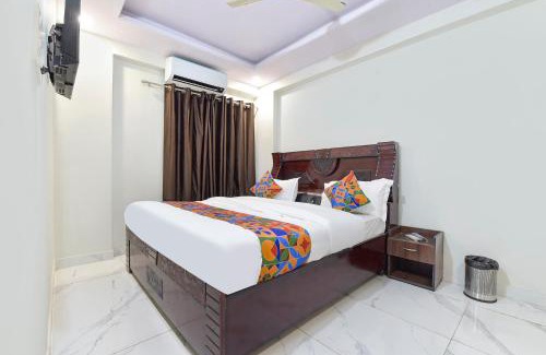 Bani Park Hotel | FabHotel Bungalow 14 - Collectrate