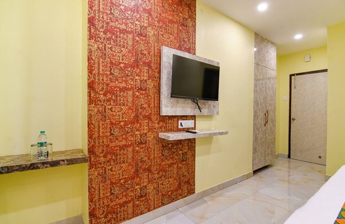 Chinar Park Hotel | Fabhotel Divine Chariot