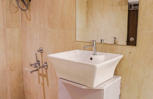 Thane West Hotel | Fabhotel Dreams Inn