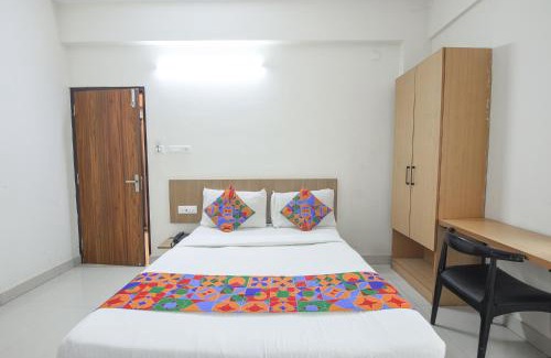 Bengaluru Hotel | FabHotel Golden Grand Inn - Global Village