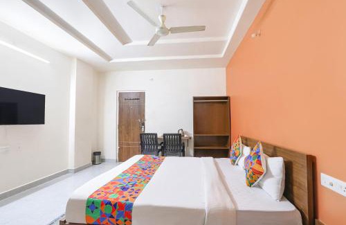 Madhapur Hotel | FabHotel Golden Hitech - Nr Hitech City