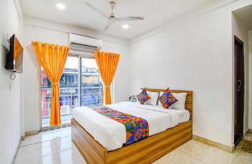 Ballygunge Hotel | FabHotel Grand Hazra Inn - Nr Ballygunge Station