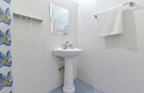 Kempty Range Hotel | Fabhotel Green Acres