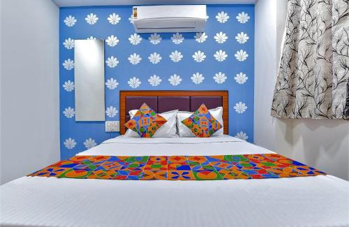Ahmedabad Hotel | FabHotel Green Park