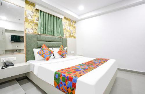 Gandhinagar Hotel | FabHotel Grey Sky