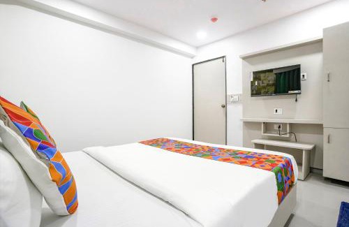 Gandhinagar Hotel | FabHotel Grey Sky