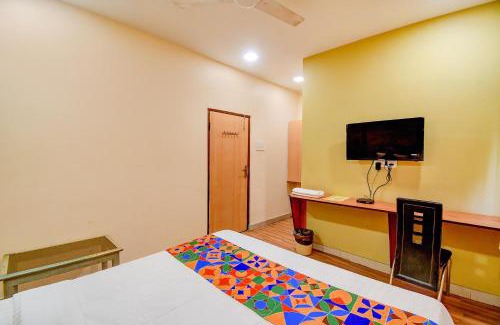 Dankuni Hotel | FabHotel Kamala Inn