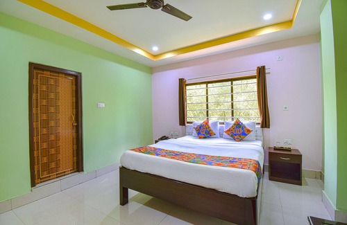 Guwahati Hotel | Fabhotel Knight Airways
