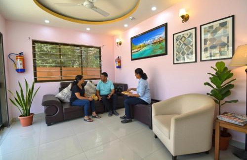 Guwahati Hotel | FabHotel Knight Airways - Nr Guwahati Airport
