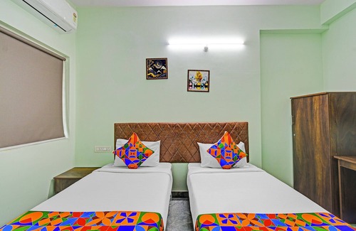 Kukatpally Housing Board Colony Hotel | Fabhotel Legacy