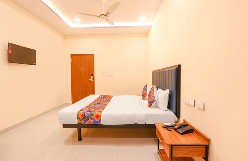 Mahbubnagar Hotel | Fabhotel Mint Park