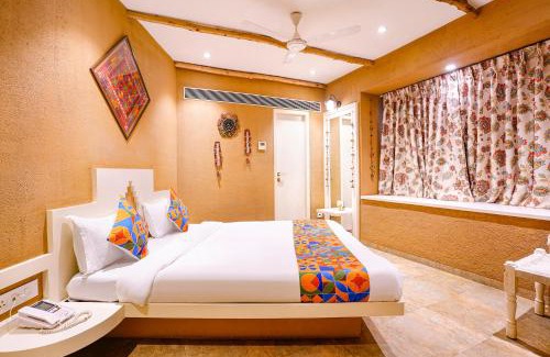 Mumbai Hotel | FabHotel Mumbai Corporate rooms JB Nagar - Nr Mumbai International Airport