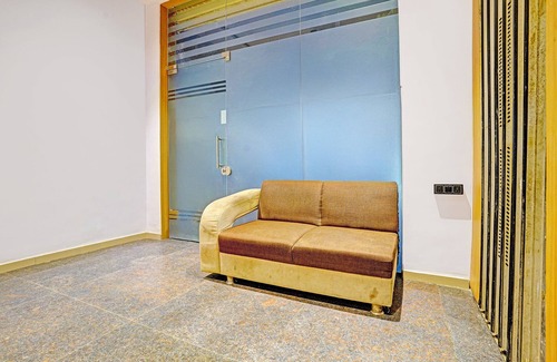 Udhna Hotel | Fabhotel Nidhivan Palace