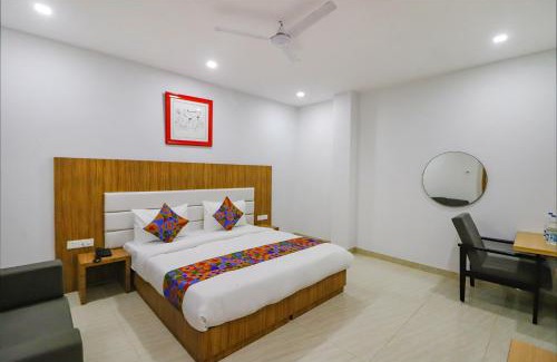 Varanasi Hotel | FabHotel Premium Kashi