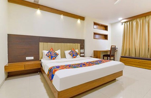 Ahmedabad Hotel | Fabhotel Prime Metro Inn
