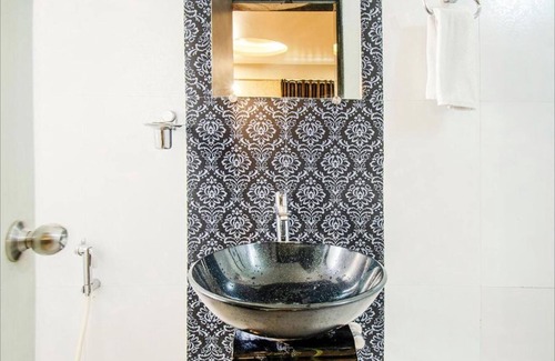 Wakad Hotel | Fabhotel Prime Sanket Inn