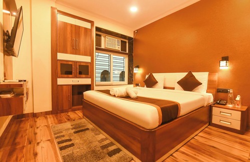 Sector II Hotel | Fabhotel Prime Tiyara Inn