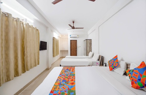 Gandhinagar Hotel | Fabhotel Relax