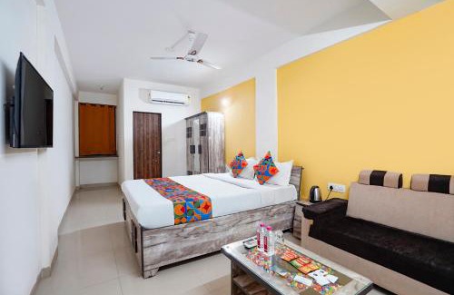 Gandhinagar Hotel | FabHotel Relax - opp Hotel Leela