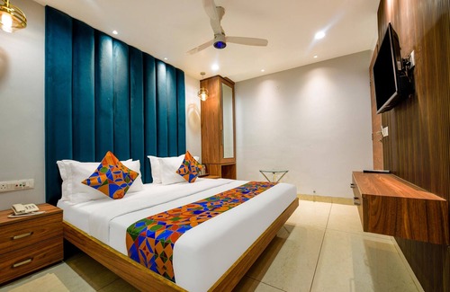 Ludhiana Hotel | FabHotel Rolt