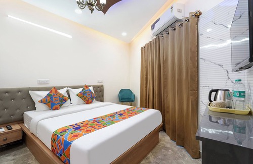 Bellandur Hotel | Fabhotel Royal Suites I