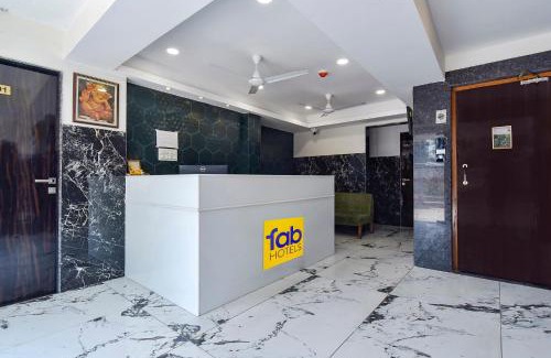 Vadodara Hotel | FabHotel Shri Krishna