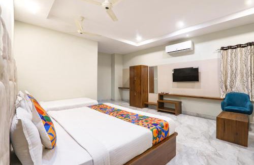 Khammam Hotel | FabHotel Simhadri Grand-Nr Khammam Railway Station