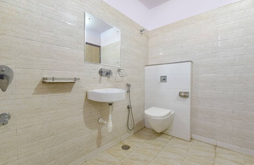 Jhotwara Hotel | Fabhotel Sky Blue
