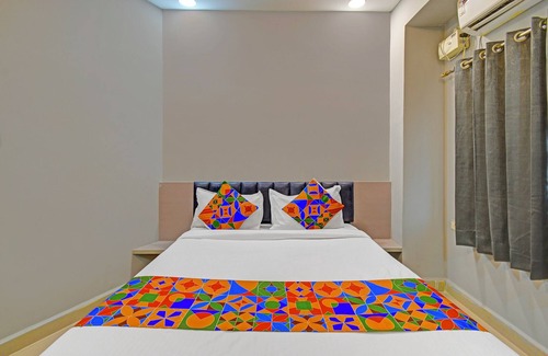 Hyderabad Hotel | Fabhotel Smart