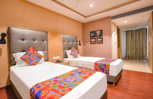 Chennai Hotel | Fabhotel The Banyan