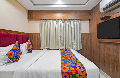 Taltala Hotel | FabHotel The Crystal - Near New Market