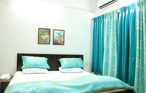 Kolar Road Hotel | FabHotel The Krishnayan