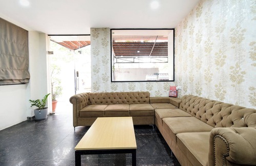 Nanakram Guda Hotel | Fabhotel Unnam