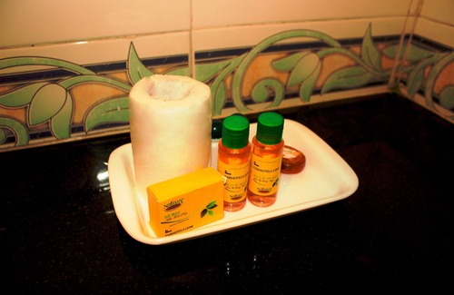 Madipakkam Hotel | Fabhotel Vijaylakshmi Stay Inn