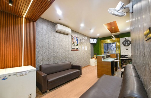 Pashim Vihar Hotel | Fabhotel Vivaah Inn