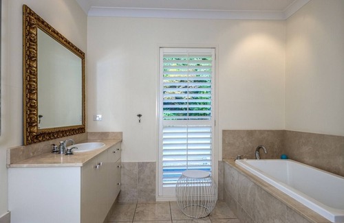 Eagle Heights House | Fablewood Tamborine Mountain