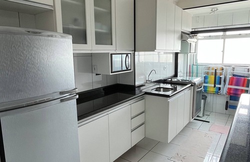 Balneario Pires Apartment | Fabulous 2-bedroom apartment with WiFi in Nova Mirim Praia Grande Seafront
