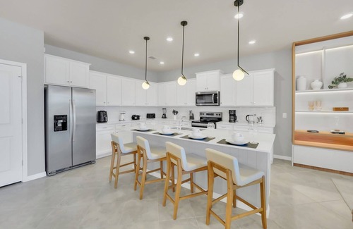 Four Corners House | Fabulous 10 Bed Pool Home with Game Room-15985CCL