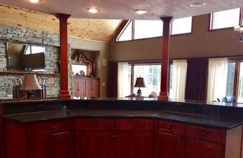 Grand Rapids House | Fabulous Fall Getaway in the National Forest/ Hot Tub and Fireplace