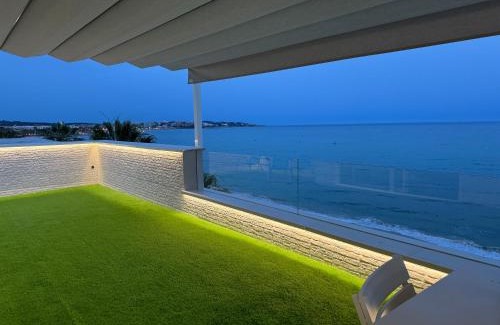 Salou City Centre Apartment | Fabulous front sea penthouse
