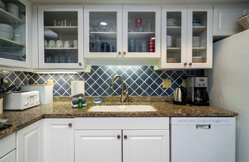 Spinnaker Beachhouses House | Fabulous Home - Lagoon/Golf Views! Walk to Beach/Pools/Golf/Dining! Amenity Cards!