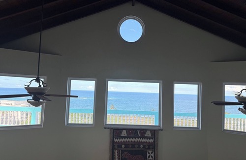 Basseterre House | Fabulous house minutes from the beach with a pool in beautiful St Kitts