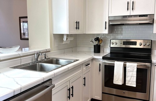 The Galena Territory Condo | Fabulous Lake Links Loft with 2-bedrooms in picturesque Galena