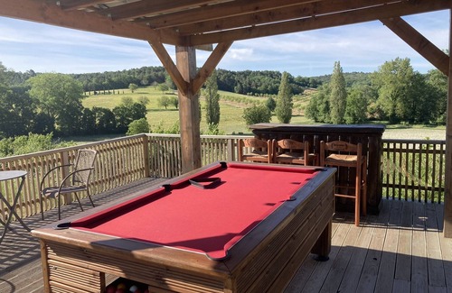 Grand-Brassac House | Fabulous Location-Country Cottage-heated pool-sauna-Zip Line-Pool Table
