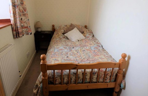 Keiss Bed & Breakfast | Fabulous location with sea and castle view - NC500