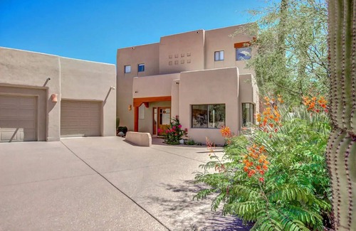 Sundance Estates House | Fabulous Luxury Home on Quiet 2 acres