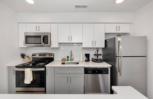 Huntsville Apartment | Fabulous studio w/AC in charming Huntsville