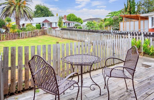 Pakuranga Heights House | Fabulous Three Bedroom Home In Pakuranga